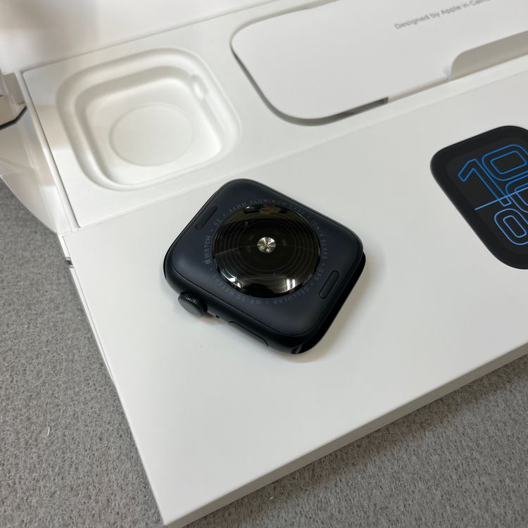 ����Ʊ�� Apple Watch SE3 44mm GPS + Cellular��ǥ� 75694