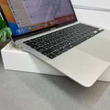 �Хåƥ꡼97% MacBook Air 13����� 2020 M1 8GB 256GB ����̵��