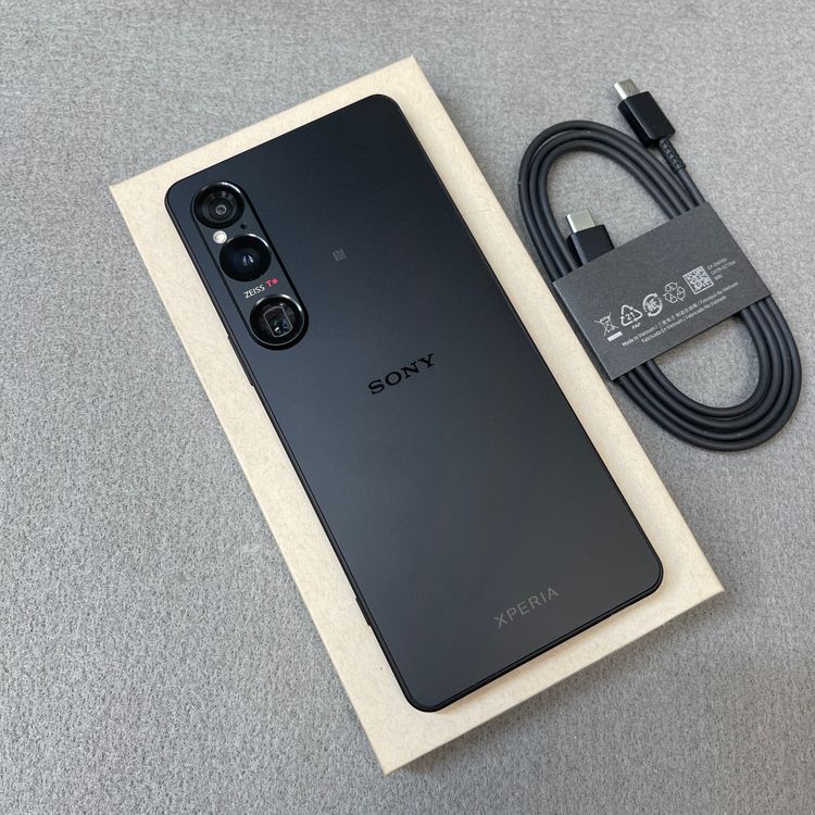 Sony Xperia 1 VI 256GB �֥�å� �ɥ����� SIM�ե꡼����̵��