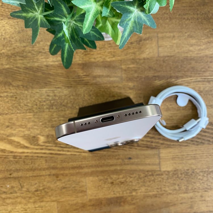 iPhone16 Pro 128GB �ǥ����� ������ SIM�ե꡼����̵��