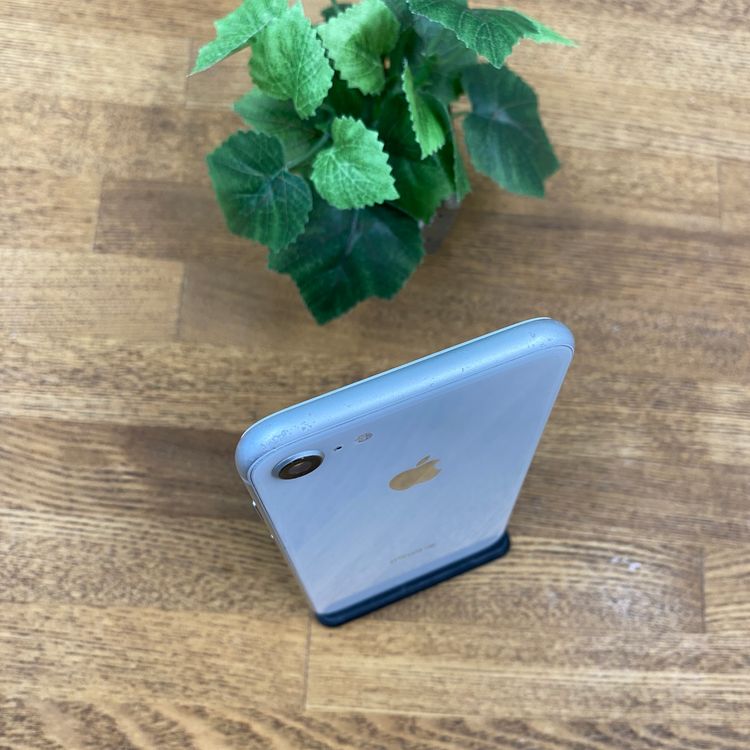 iPhone8 ����С� 64GB ������ SIM�ե꡼ ����̵��