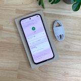 �Хåƥ꡼99% Google Pixel 8a 128Gb Porcelain ����SIM�ե꡼