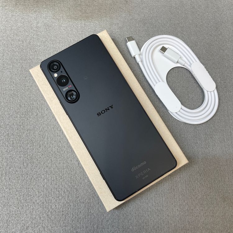 Sony Xperia 1 V SO-51D 256GB �֥�å� ������ SIM�ե꡼����̵��