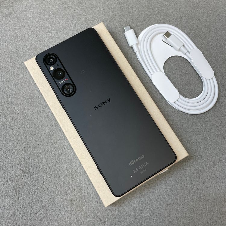 Sony Xperia 1 V SO-51D 256GB �֥�å� ������ SIM�ե꡼����̵��