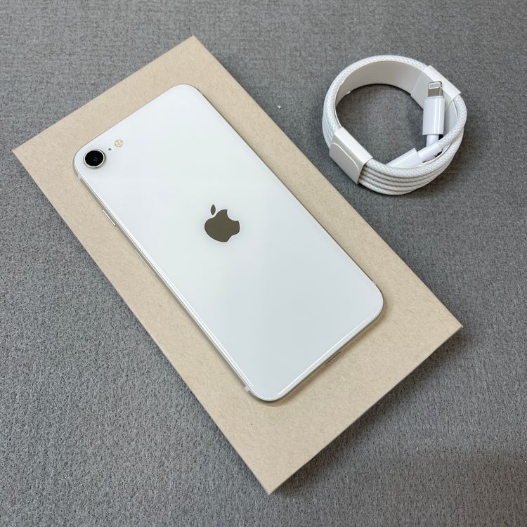 iPhone SE�裳���� 128GB �������饤�� ������SIM�ե꡼����̵��