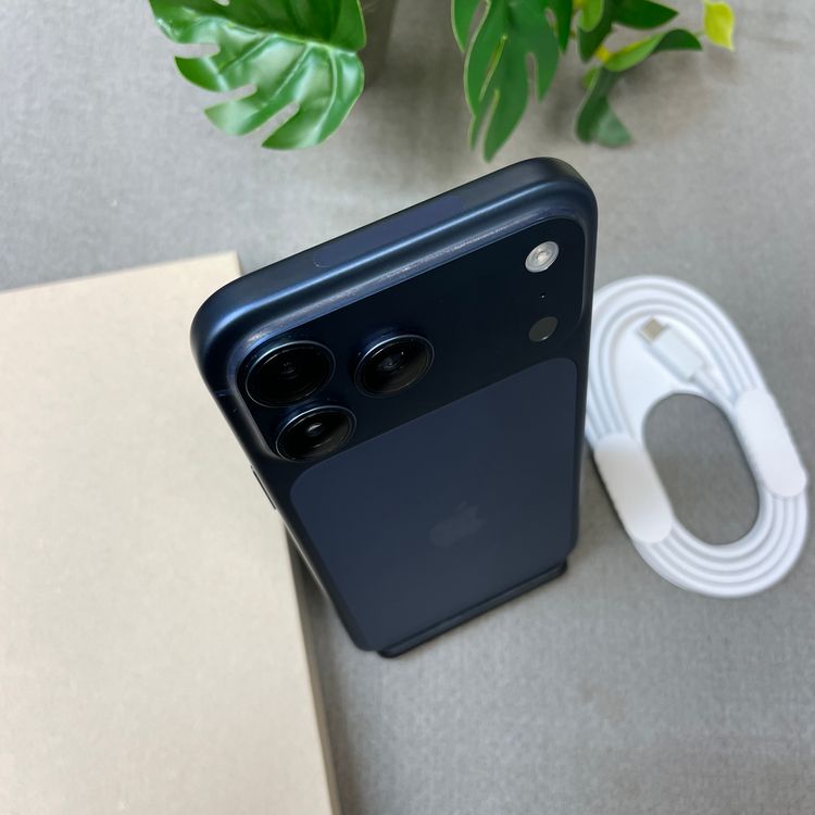 �Хåƥ꡼ 99% iPhone17Promax 256GB �֥롼 ������ SIM�ե꡼ ����̵��