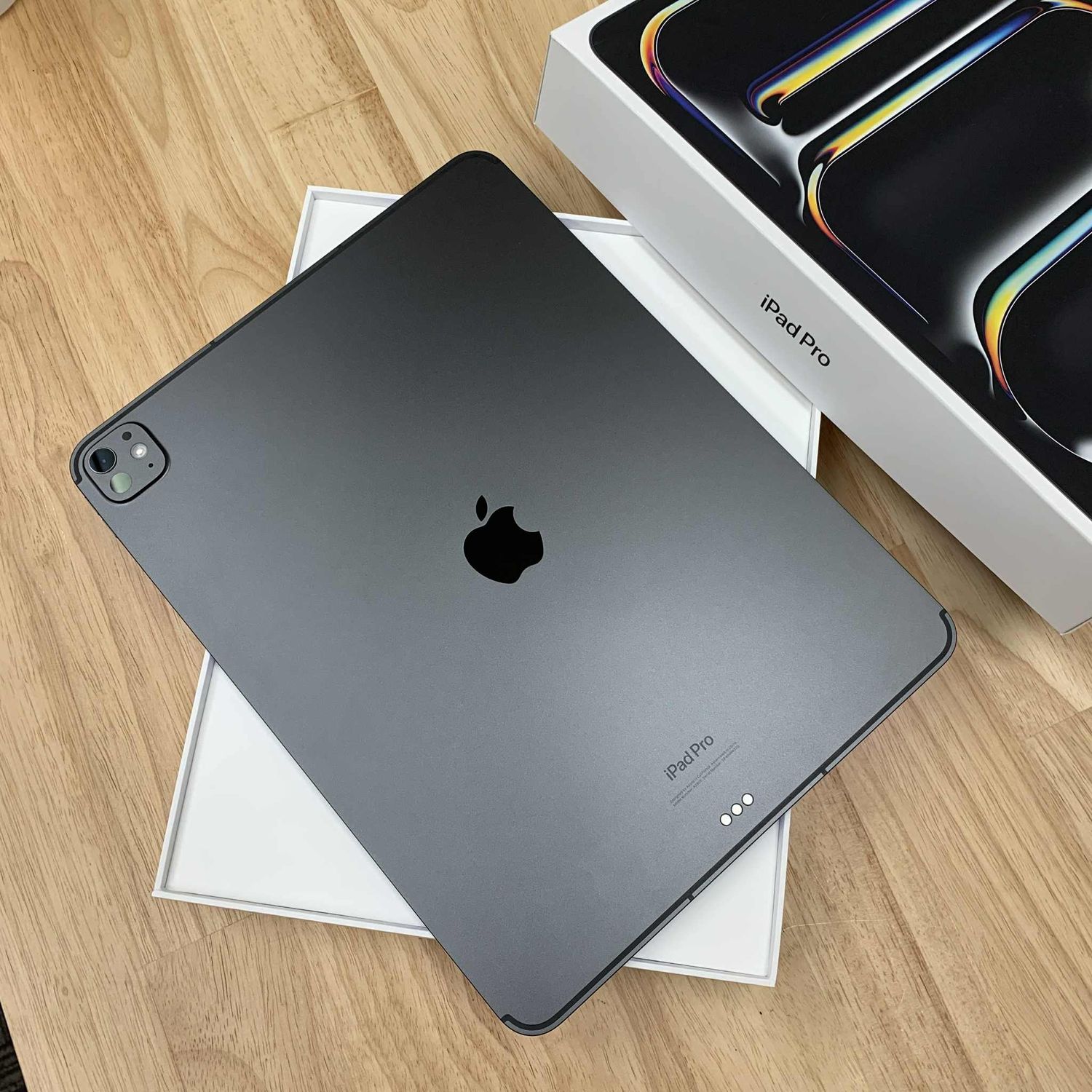 iPadpro M4 13インチ 1TB nano-texture仕様 おまけ付 Amazon.com: Apple iPad Pro 13-Inch (M4): Built for Apple
