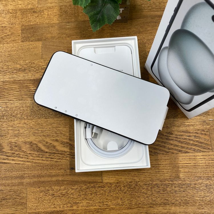 ���ʡ�̤����iPhone15 Plus 128GB �֥�å� ������ SIM�ե꡼ ����̵��