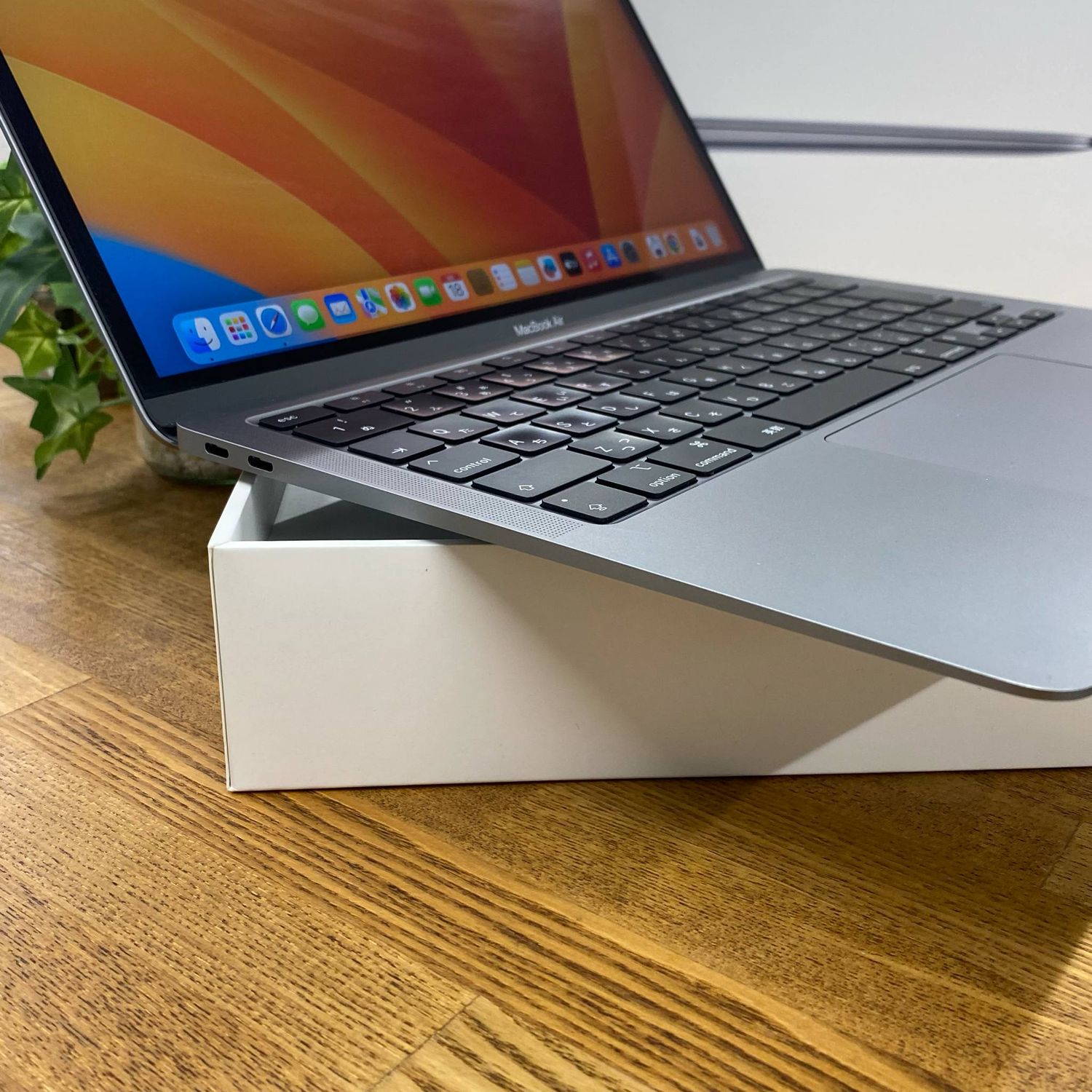 MacBook Air 13インチ スペースグレー 2020年 ムスビー|MacBook Air 13インチ M1チップ スペースグレー2020年