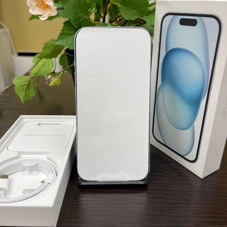 ʡ̤ iPhone15 ֥롼 128Gb SIMե꡼ ̵