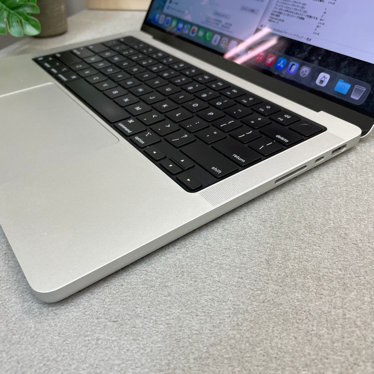 Macbook Pro 14����� M3Pro 18GB SSD 1TB US�����ܡ���