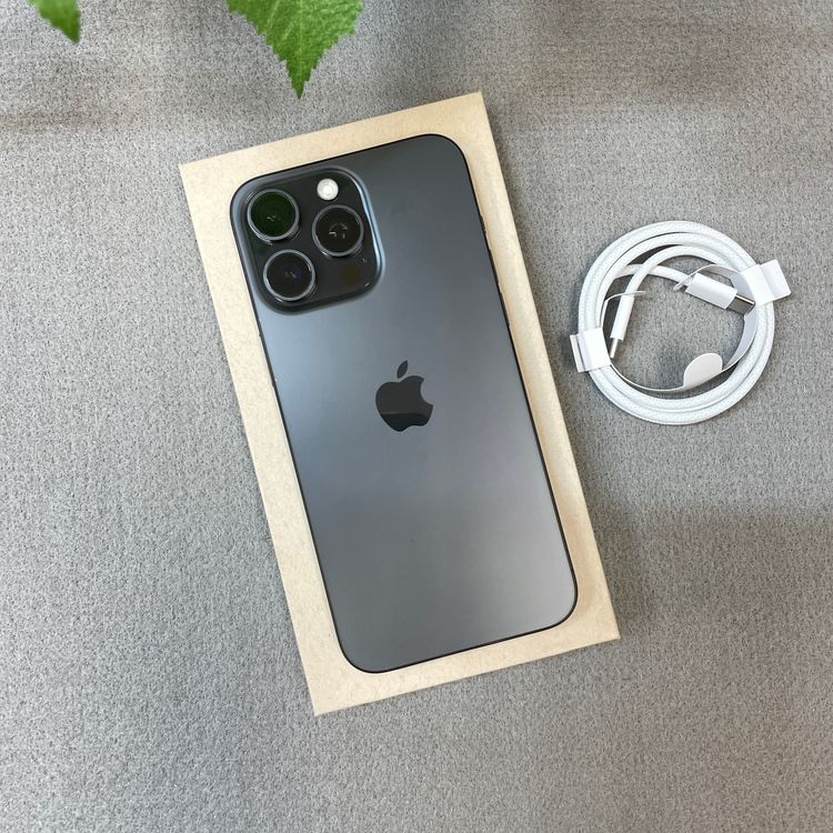 iPhone15ProMax 256GB �֥�å������� SIM�ե꡼����̵��
