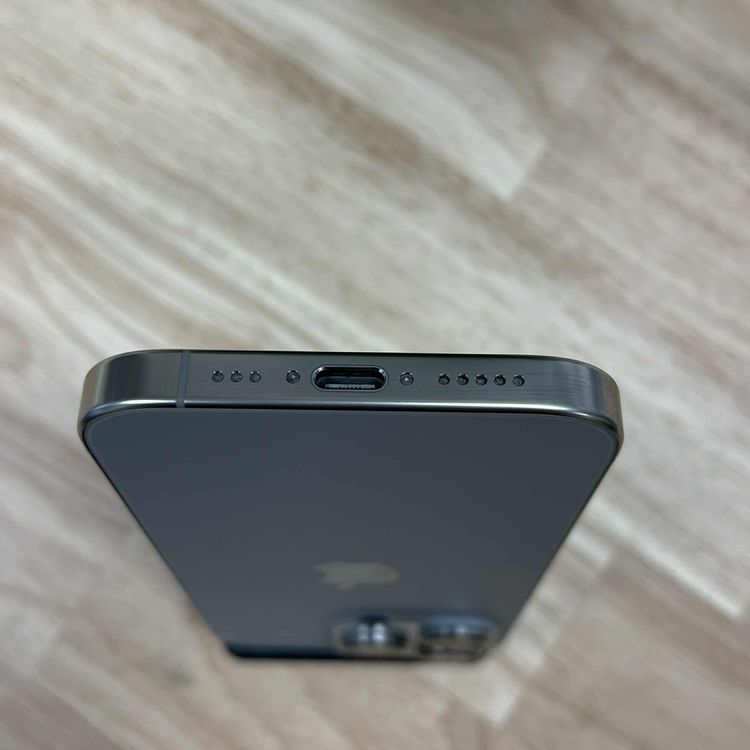 Ʊ iPhone16Pro 256GB ʥ  SIMե꡼ ̵