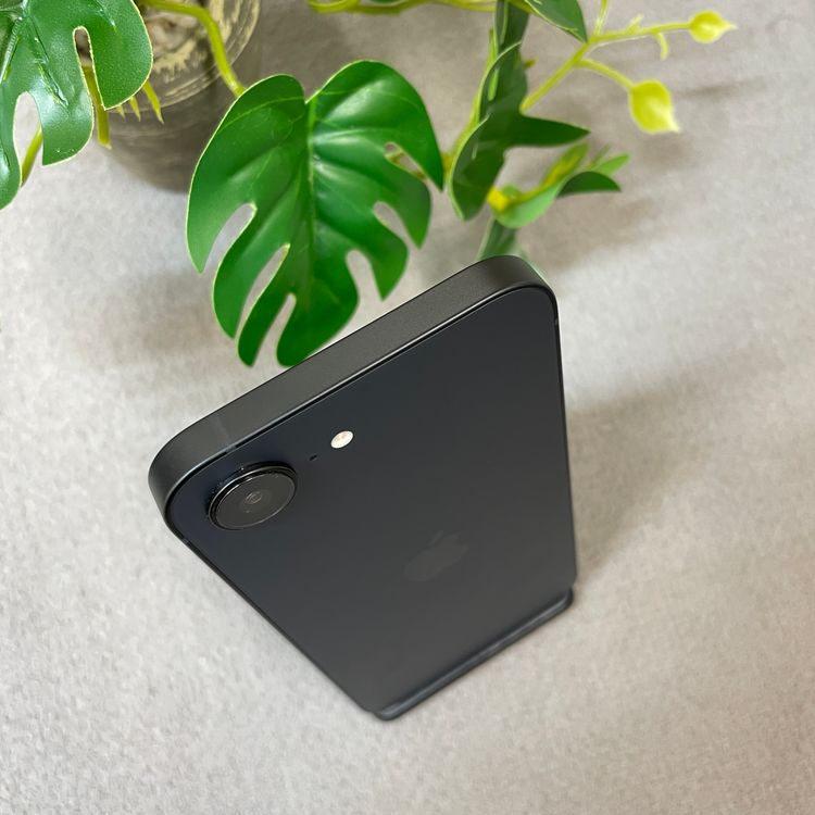 �Хåƥ꡼100% iPhone 16e 128GB �֥�å� Apple�� SIM�ե꡼����̵��