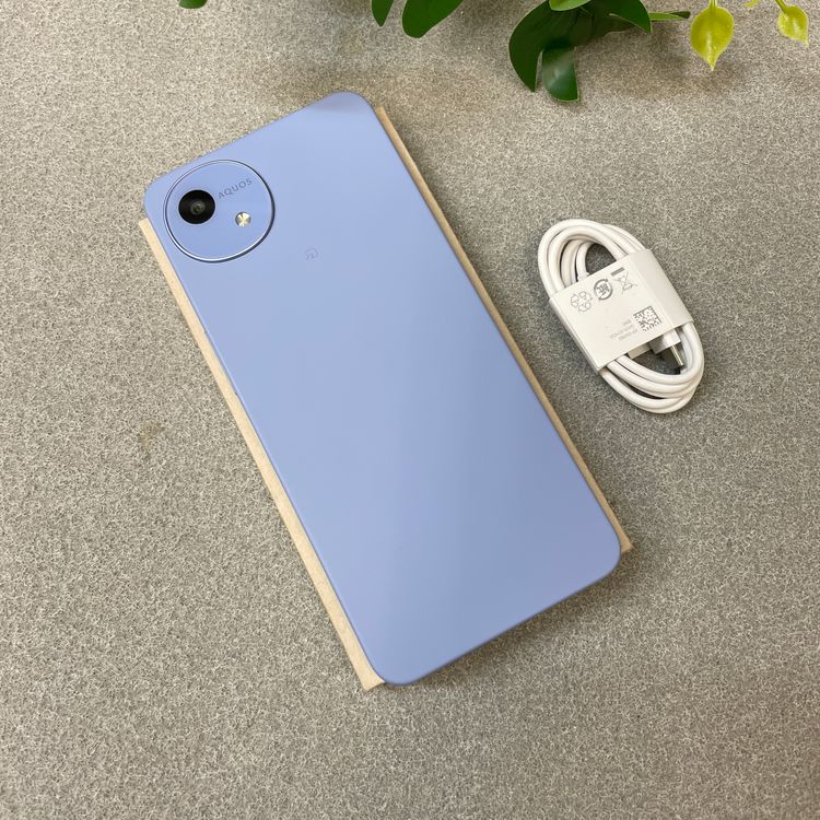 ����Ʊ�� AQUOS Wish5 SH-52F 64GB �ߥ��� �ɥ����� SIM�ե꡼����̵��