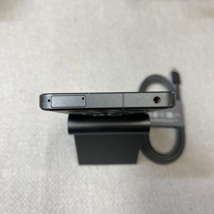 AQUOS R8 Pro 256GB �֥�å� ������ SIM�ե꡼����̵��