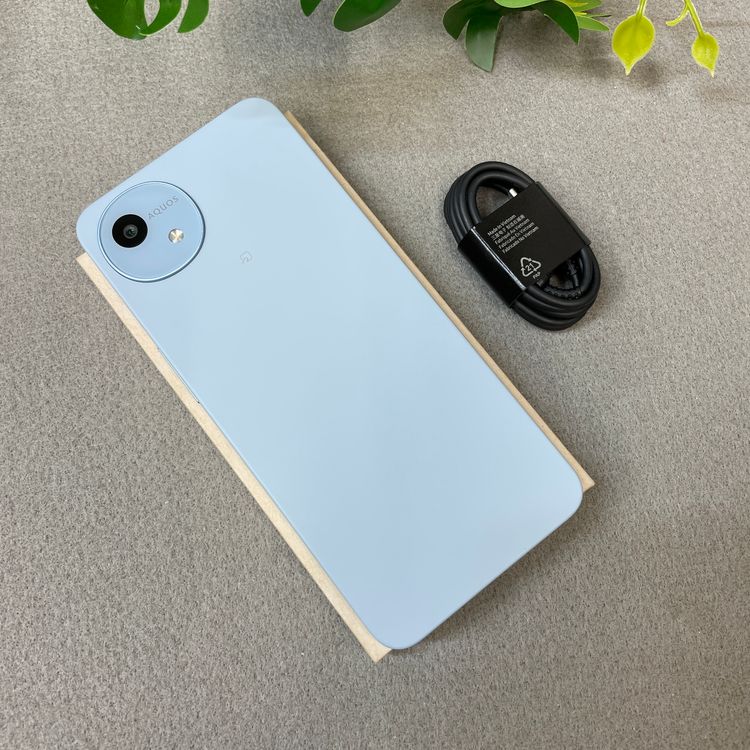 ����Ʊ�� AQUOS Wish4 64GB �֥롼 SH-52E �ɥ����� SIM�ե꡼