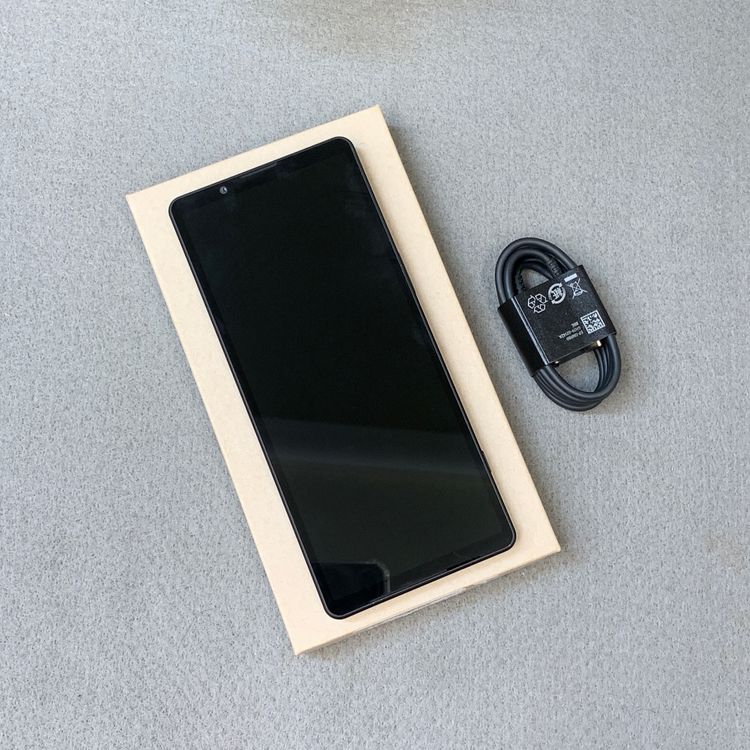 Xperia 5 V SO-53D 128GB �֥�å�����SIM�ե꡼ ����̵��