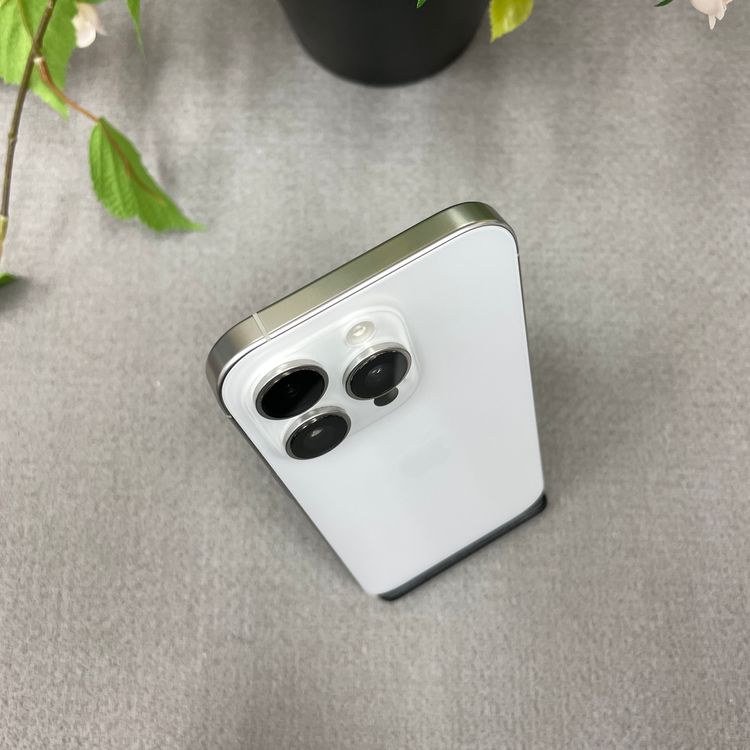 ����Ʊ�� iPhone16Pro 1TB �ۥ磻�� ������ SIM�ե꡼ ����̵��