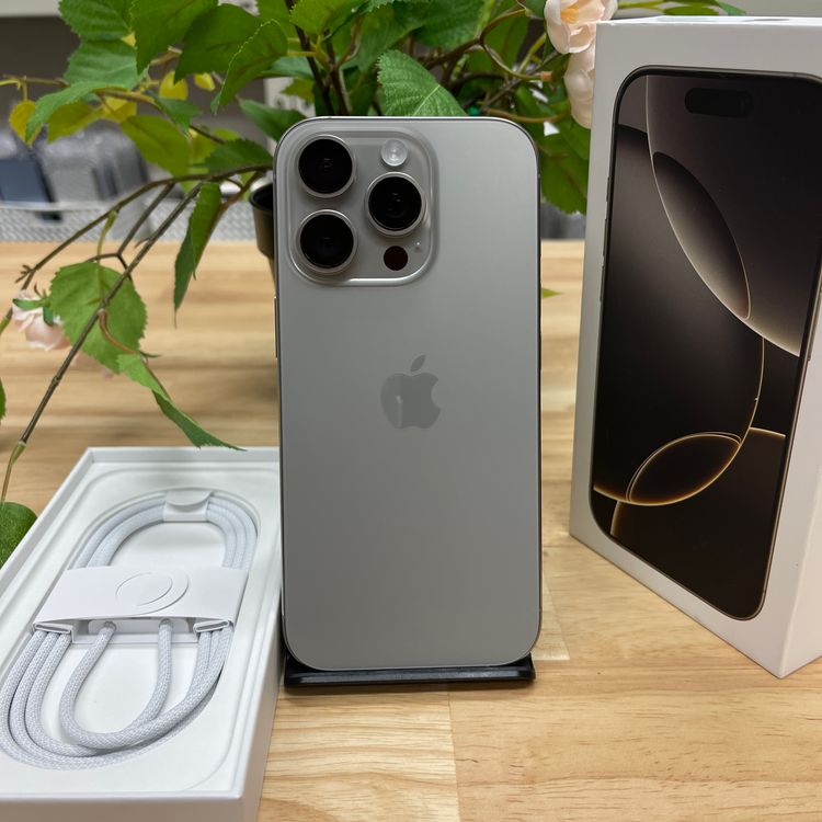 Ʊ iPhone16Pro 128GB ʥ  SIMե꡼ ̵