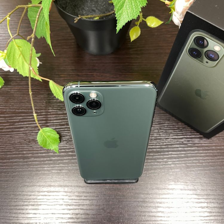 新品同様 iPhone 11ProMax 512GB グリーン 国内SIMフリー 送料無料