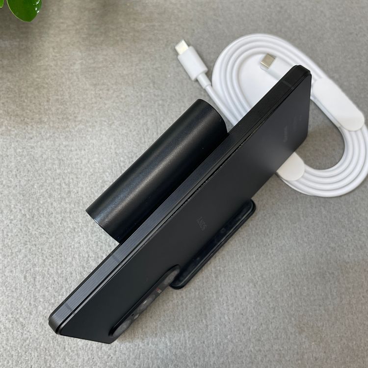 Sony Xperia 1 V SO-51D 256GB �֥�å� ������ SIM�ե꡼����̵��