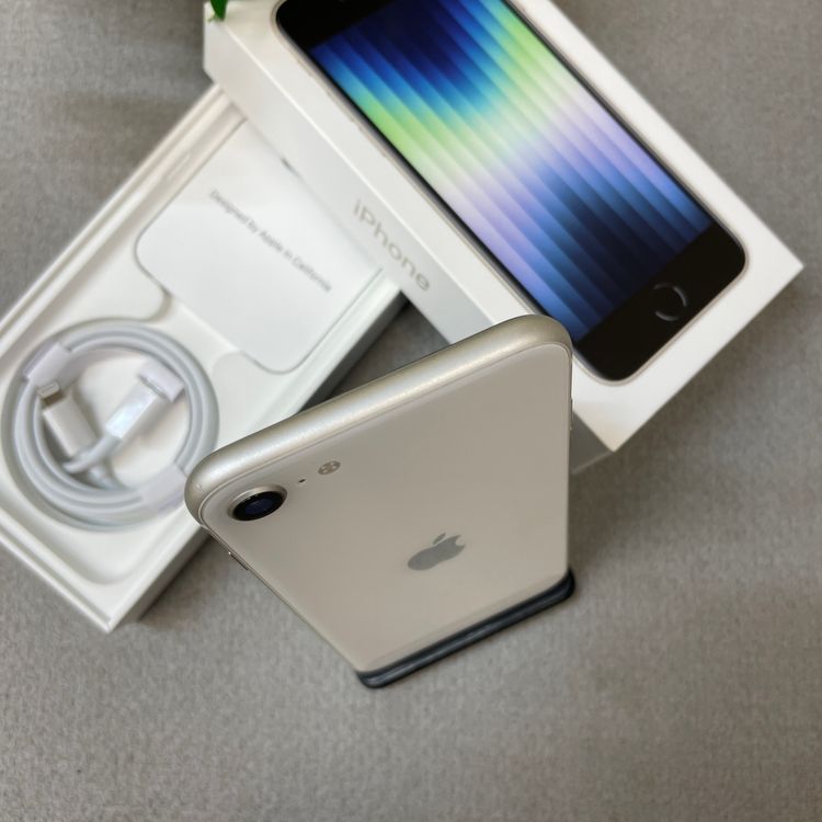 �Хåƥ꡼ 98% iPhone SE3 64GB �������饤�� ������ SIM�ե꡼ ����̵��