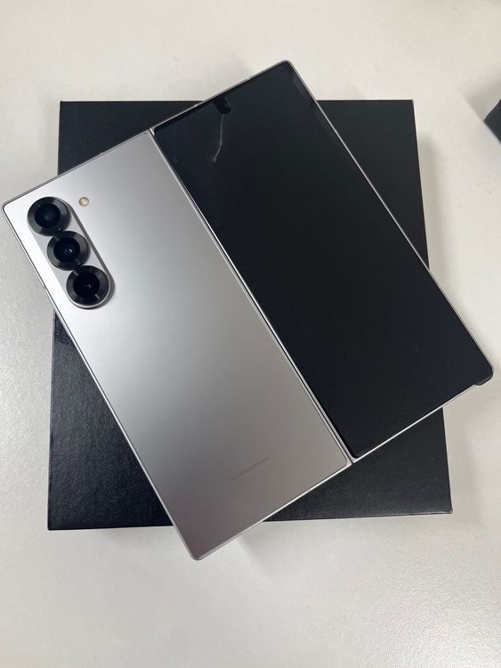 ���ʡ�̤����Galaxy Z Fold6  SCG28  256Gb  Au��SIM�ե꡼ ����̵��