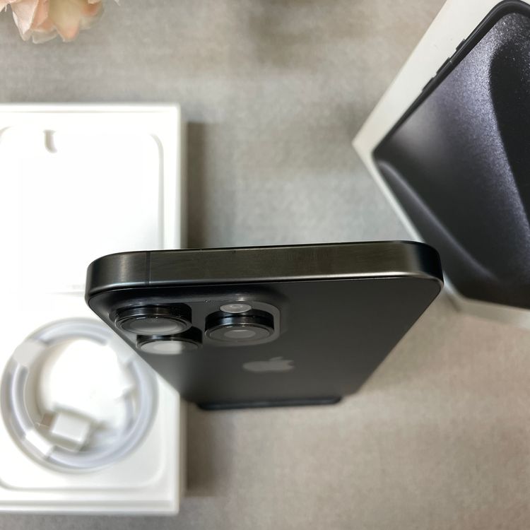 iPhone 15ProMax 512GB �֥�å������˥�������� SIM�ե꡼����̵��