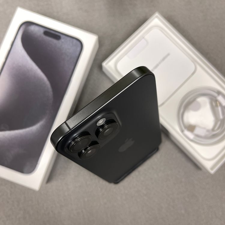 �Хåƥ꡼ 97% iPhone15ProMax 256GB �֥�å������� SIM�ե꡼����̵��