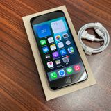 �Хåƥ꡼ 99% iPhone SE3 64GB �������饤�� ������ SIM�ե꡼ ����̵��
