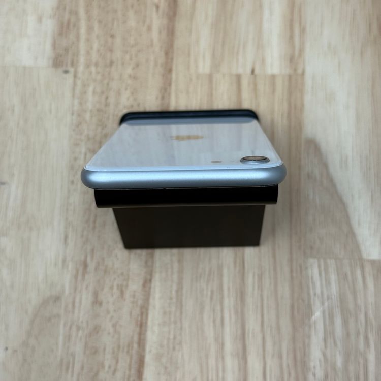 iPhoneSE 2 64GB SIMե꡼ ۥ磻 ̵