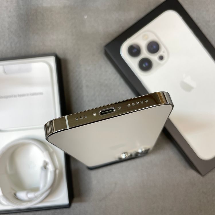 iPhone 13Pro 128GB �ۥ磻�ȹ���SIM�ե꡼ ����̵��