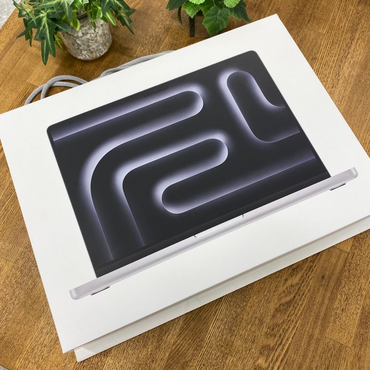 ���ʡ�̤���� MacBook Pro 14����� M5���å� 1TB ����̵�� WM69R