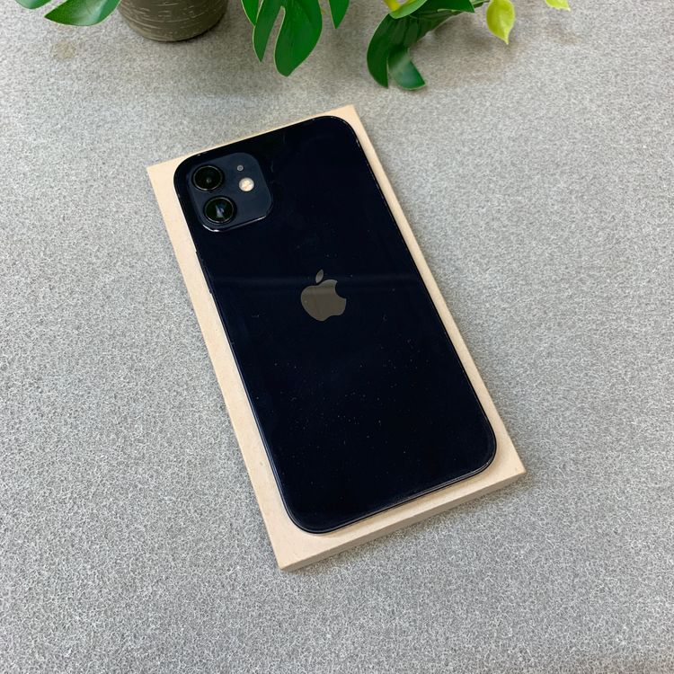�Хåƥ꡼ 87�� iPhone 12 128GB �֥�å� ������ SIM�ե꡼����̵��