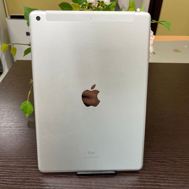iPad(8) 32GB Wi-Fi + Cellularǥ SIMե꡼