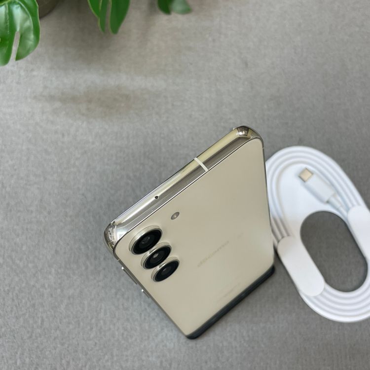 Galaxy S23 SC-51D ���꡼�� 256GB �ɥ����� SIM�ե꡼ ����̵��