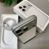 �Хåƥ꡼100% iPhone 17Pro 256GB ����С�Apple�� SIM�ե꡼