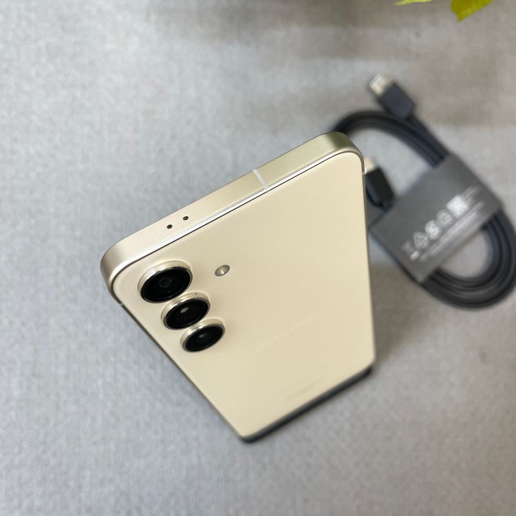 Galaxy S24 256GB SC-51E ��������������SIM�ե꡼����̵��