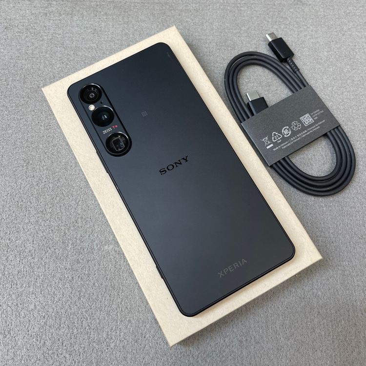 Sony Xperia 1 VI 256GB �֥�å� �ɥ����� SIM�ե꡼����̵��