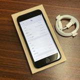 �Хåƥ꡼ 95% iPhone SE3 64GB �ߥåɥʥ��� ������ SIM�ե꡼ ����̵��