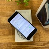 iPhone SE(��2 ����) 128GB �ۥ磻�� ����SIM�ե꡼ ����̵��