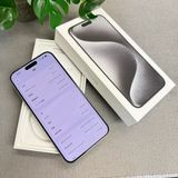 �Хåƥ꡼88% iPhone 15ProMax 256GB �ۥ磻�� Apple�� SIM�ե꡼