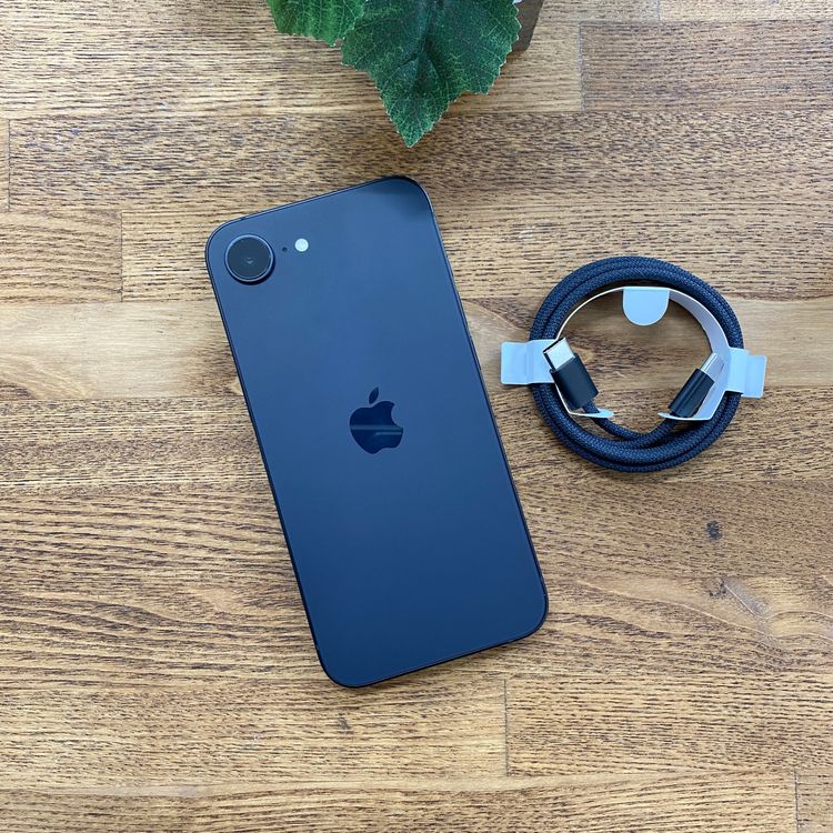 ����Ʊ��iPhone 17e 512GB �֥�å� ������ SIM�ե꡼ ����̵��
