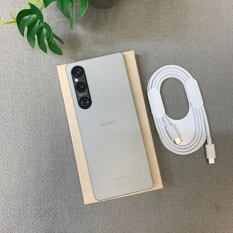 Sony Xperia 1 V SO-51D 256GB ����С� ������ SIM�ե꡼����̵��