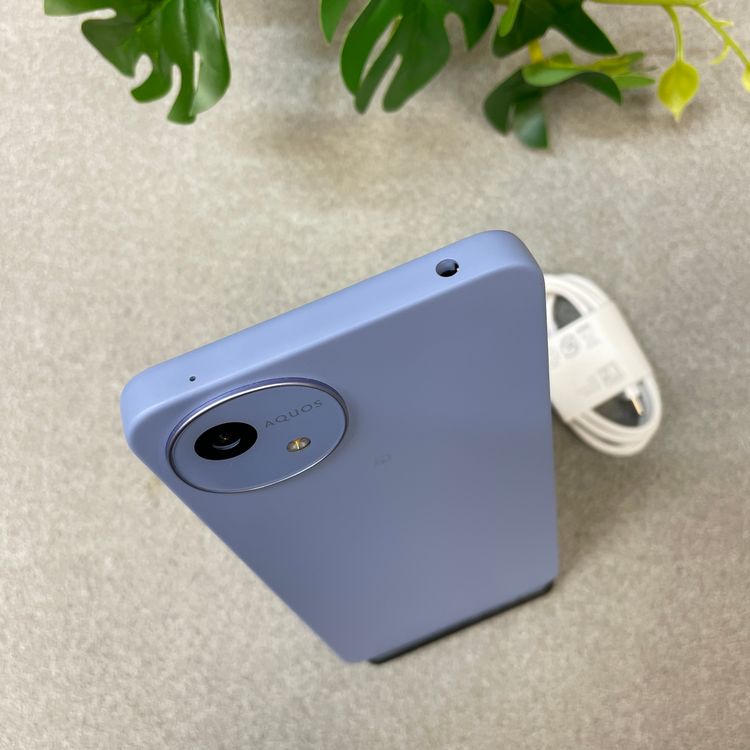 ����Ʊ�� AQUOS Wish5 SH-52F 64GB �ߥ��� �ɥ����� SIM�ե꡼����̵��