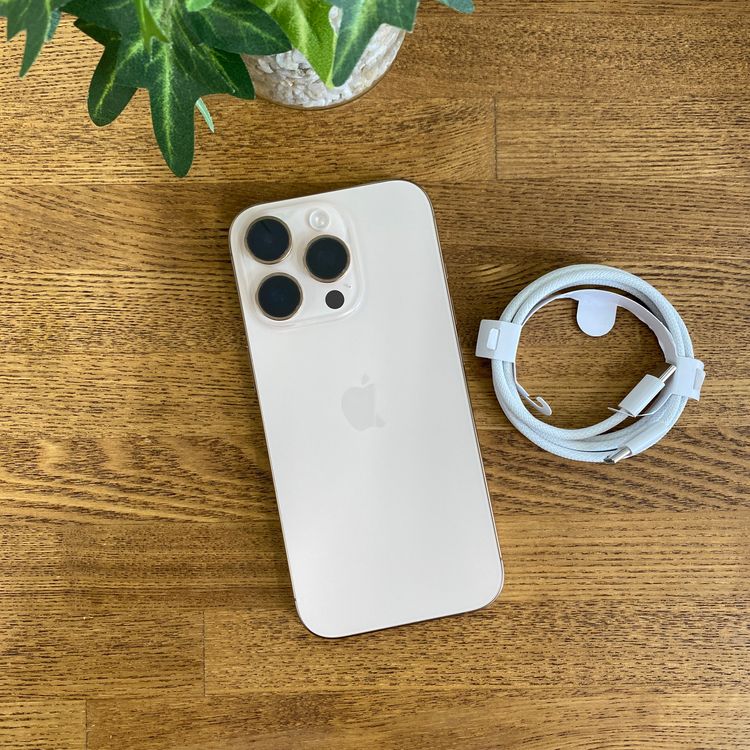 iPhone16 Pro 128GB �ǥ����� ������ SIM�ե꡼����̵��