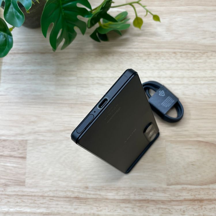 Sony Xperia 1 V SO-51D 256GB �֥�å� ������ SIM�ե꡼����̵��
