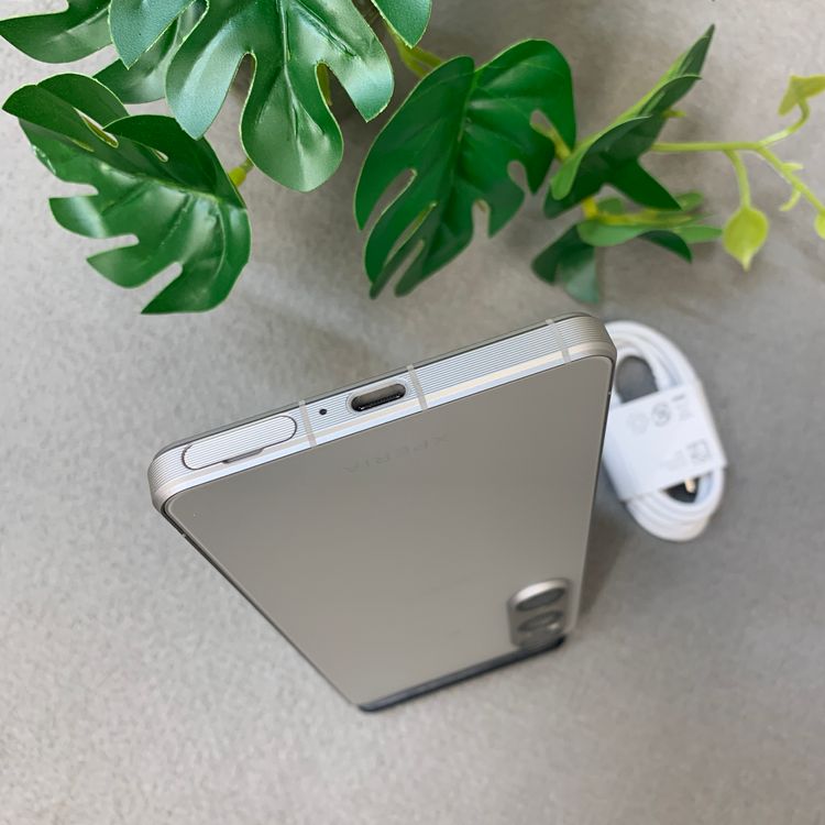 ����Ʊ�� Xperia 1 VI SO-51E 256GB �ץ���ʥ���С� �ɥ����� SIM�ե꡼