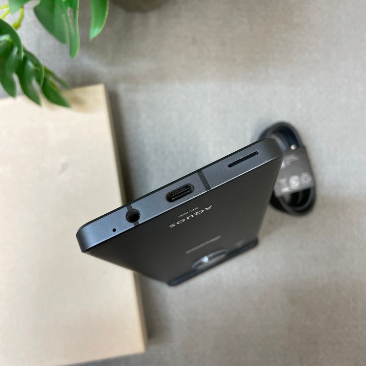AQUOS sense7 128GB �֥�å� ������ SIM�ե꡼ ����̵��